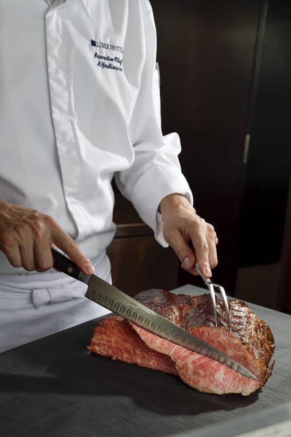 いちご尽くしのスイーツと国産牛のローストビーフが食べ放題！春を感じるディナーブッフェをリーベルホテル大阪で1/21～開催