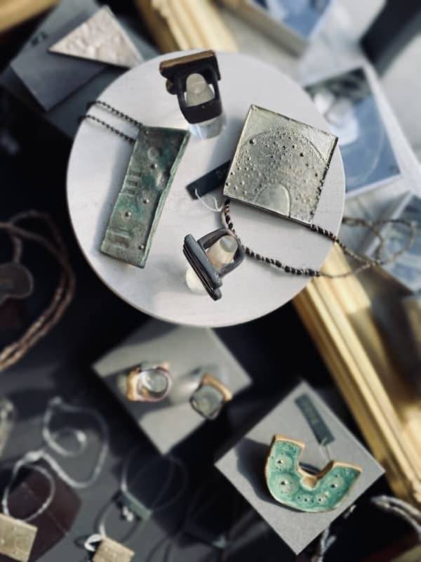 ウェアラブルアート・絵画からこだわりスイーツまで「クリエイティブKODAWARI展」を名古屋栄三越で1/8より開催