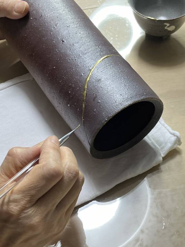 割れた器を修復する伝統文化「金継ぎ」をもっと気軽に！2024年おもてなしセレクション最高金賞受賞、簡易金継ぎキット「THE TSUGICIAN」成田空港で1月7日発売