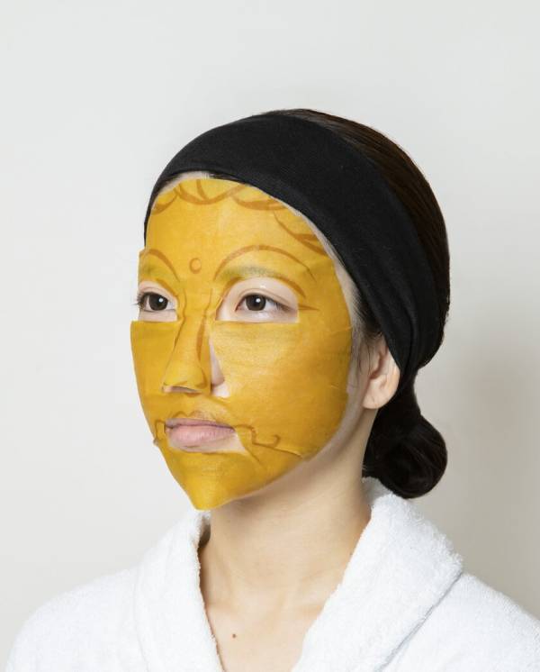 バレンタインギフトにも！金剛力士像みたいなたくましい顔になる「やまとcosmetic 米発酵液※配合 美容マスク」“すごみ顔ver”2月3日発売！