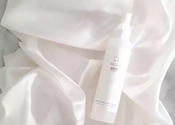 美容液のようなテクスチャー。新感覚クレンジングオイルジェル誕生！