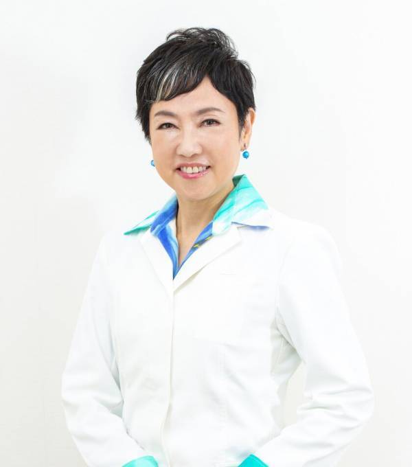 パソコン画面の見すぎは「冷え性」になりやすい！？改善しないその冷え性は自律神経が原因かも…姫野友美先生のインタビュー記事を公開