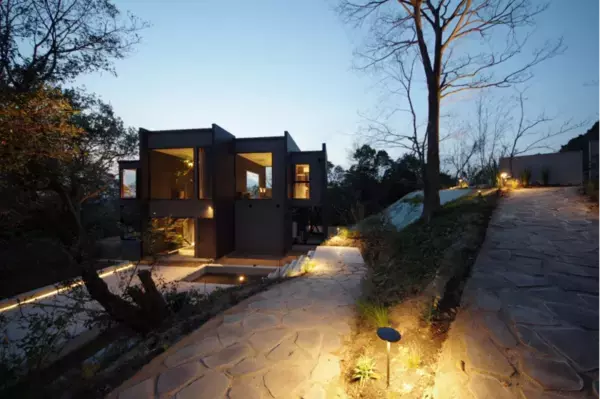 学生限定の特別価格！淡路島 1日1組限定の一棟貸しヴィラ「KITOW」にて卒業旅行応援プランが登場