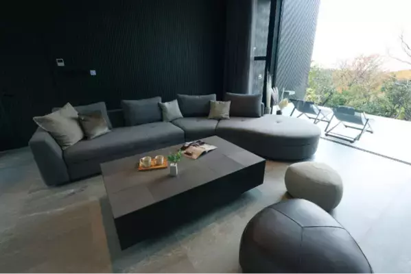 学生限定の特別価格！淡路島 1日1組限定の一棟貸しヴィラ「KITOW」にて卒業旅行応援プランが登場