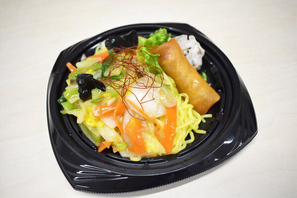 和洋女子大学×京成ストアの産学連携・地域貢献企画　「冬のお弁当」シリーズをリブレ京成の一部店舗にて販売