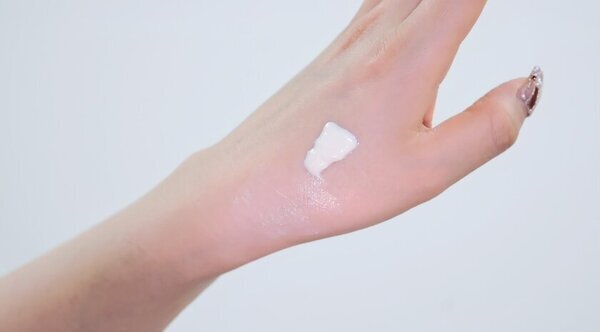 YouTubeチャンネル登録者14万人超の美容家杉山 奈津子プロデュース「レイテノール薬用UVクリーム」の予約販売を開始