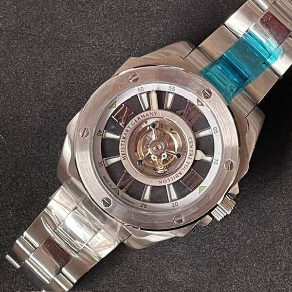 質実剛健・ドイツ機械式腕時計ブランドMEISTERART Germany『100M防水センターフライングトゥールビヨン』を3月1日に発売