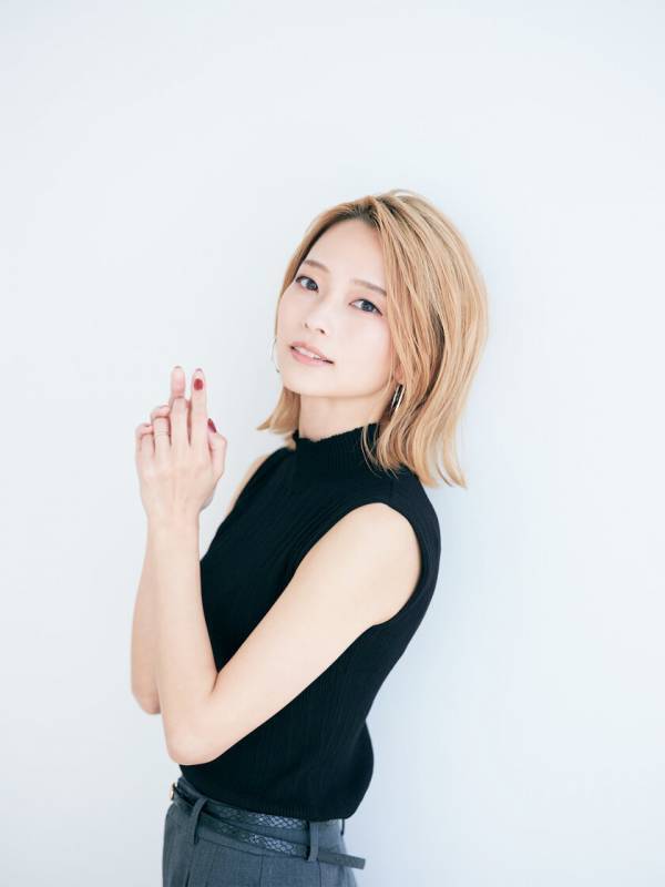 証明写真機ID VOX　「カメラマンと恋する証明写真」3/1開始　人気声優 白井 悠介さん、立花 理香さんのボイスで撮影