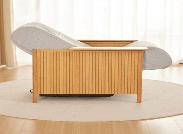 上質な木材、生地にこだわった家具調のデザインに、エアバックを搭載したリラクゼーションソファを3月1日から販売開始！