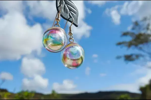 【ロイヤルチェスター長崎ホテル＆リトリート】長崎県の人気インスタ映えスポットをモチーフに！～世界に一つの自分だけのガラスアクセサリー作成体験～