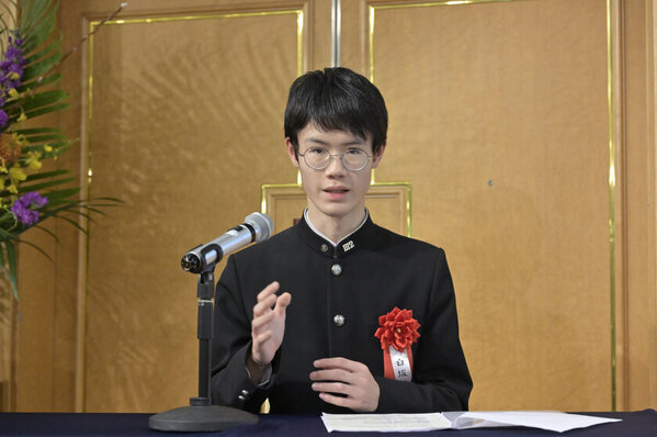 「MATHコン2024」の日本数学検定協会賞が決定　ゲーム理論を用いて事前宣言型のじゃんけんを共同研究　条件ごとに双方の利得をまとめた中学校3年生3人が受賞