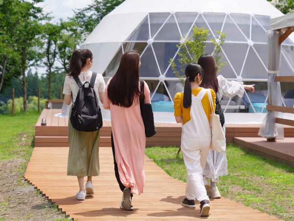 グランピングリゾート「ブリリアントヴィレッジ日光」が学生限定一人3,000円OFFの春の「学割応援プラン」を提供！