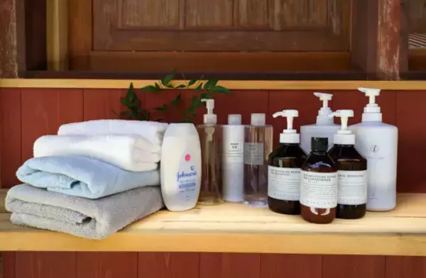 “関西初(*1)”京都・美山に「蓄熱式薪ストーブ」サウナを導入した1棟貸し古民家宿『Earthing MIYAMA』がオープン！