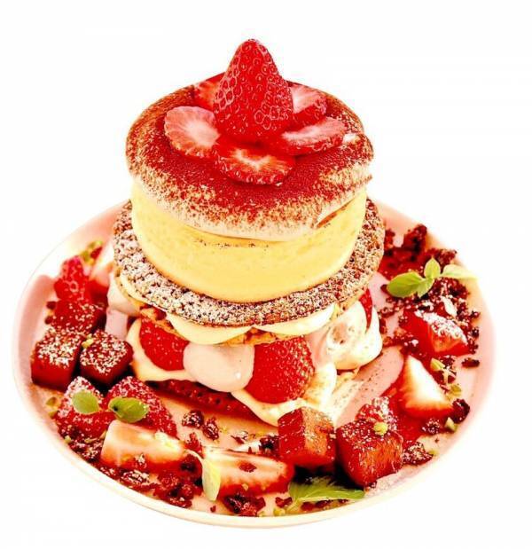 【伊豆・村の駅　たまご専門店　TAMAGOYA】大人気のイチゴフェアから、バレンタインバージョンが登場　今年のバレンタインは「愛をシェアするバレンタインパンケーキ」