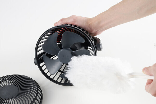 ＜快適送風×簡単取付＞ダクトレール専用小型ファン「UZUKAZE レールファン」がMakuakeにて2/13より先行予約受付開始！