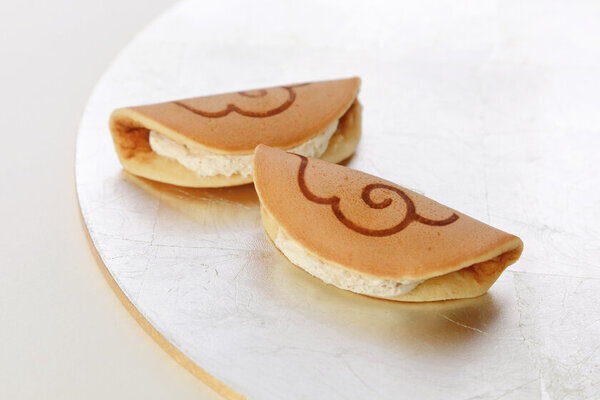 ＜羽田空港限定＞ゴーダチーズ使用の高級感あふれるふわもちどら焼き「羽雲(プレミアムチーズ)」2/20新発売！