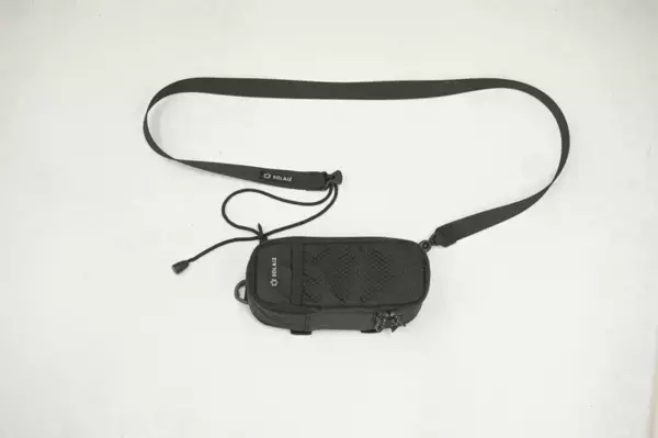 バッグや自転車にも装着可能！衝撃から大切なメガネを守る「Niceなメガネ サコッシュ」をMakuakeにて2月16日より先行販売開始