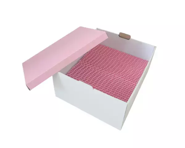 猫に嬉しい2WAY設計の「爪とぎBOX」　ピンク色の可愛いデザインの新商品を2月22日(ねこの日)に発売！