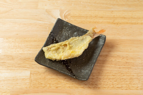 神戸・三宮駅すぐ「進化系大衆酒場 てんこち」開店記念企画！2月17日～5日間、生ビールなど何杯でも100円(税込)でご提供