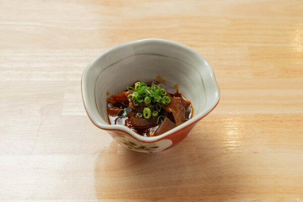 神戸・三宮駅すぐ「進化系大衆酒場 てんこち」開店記念企画！2月17日～5日間、生ビールなど何杯でも100円(税込)でご提供