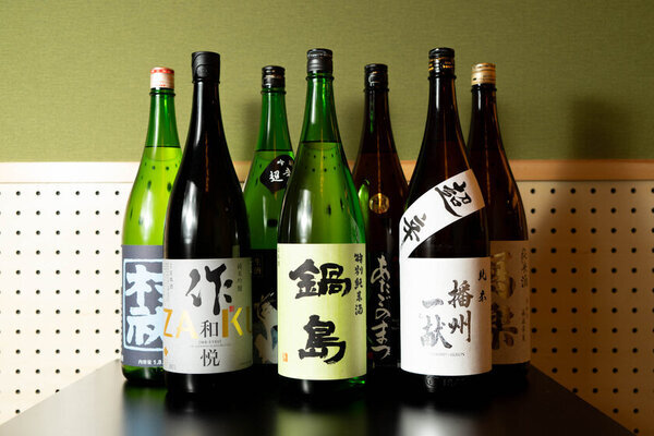 神戸・三宮駅すぐ「進化系大衆酒場 てんこち」開店記念企画！2月17日～5日間、生ビールなど何杯でも100円(税込)でご提供