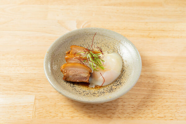 神戸・三宮駅すぐ「進化系大衆酒場 てんこち」開店記念企画！2月17日～5日間、生ビールなど何杯でも100円(税込)でご提供