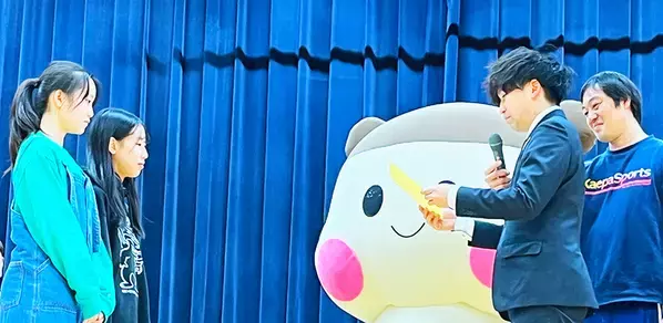 小学校で初の取り組み「オレンジの羽根募金活動」板橋区立 大谷口小学校で感謝状贈呈式を実施