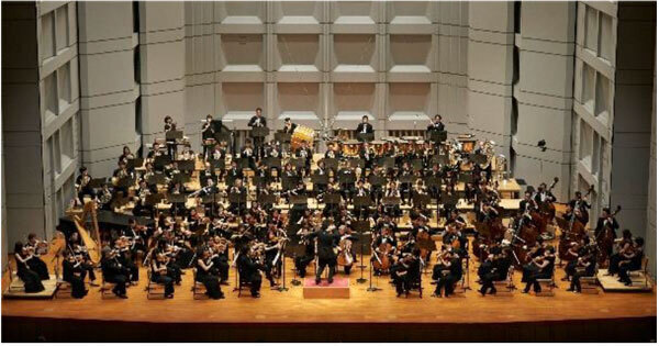 野口五郎デビュー55周年、新たな幕開けにフルオーケストラとの共演自身のヒット曲、ミュージカル曲、ギターの演奏などGORO の魅力満載！