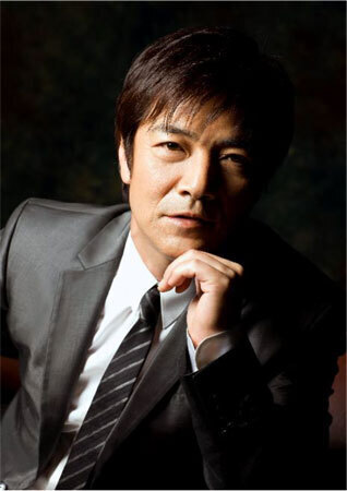 野口五郎デビュー55周年、新たな幕開けにフルオーケストラとの共演自身のヒット曲、ミュージカル曲、ギターの演奏などGORO の魅力満載！