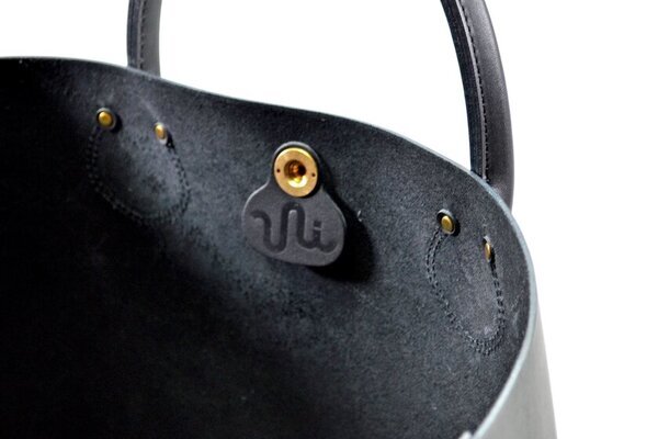 一枚革仕立て・1点モノのシンプルなレザートート＆クラッチ新色を「Uni&co.」より2/26に予約販売開始