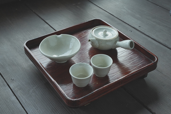 滋賀県がおくる約180万円の超豪華体験！彦根城内で徳川第19代当主と交流できる。新たな体験プログラム誕生！予約受付開始。『ちはやふる』でおなじみ、かるたの聖地も貸切!?永世名人にかるたを教わるプランなど“シガリズム”による高付加価値体験を続々展開