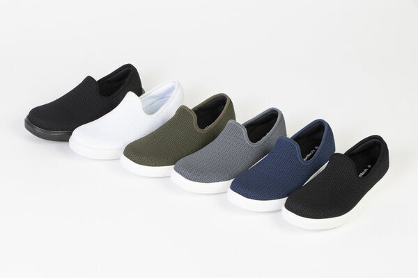 まるでオーダーメイド。日本人の足にフィットするスリッポン「AeroKnit Lite」、Amazonでの発売開始からわずか5日でベストセラーを獲得！