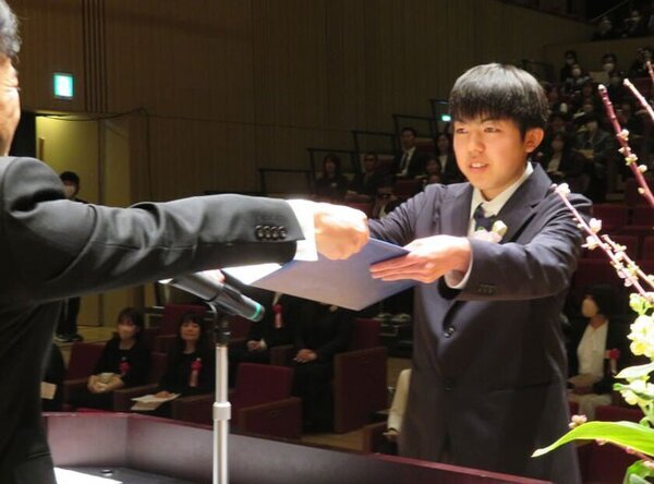 全国58キャンパスの第一学院高等学校・通信制高校生 約4,400名の生徒の卒業式を3月1日から挙行を予定