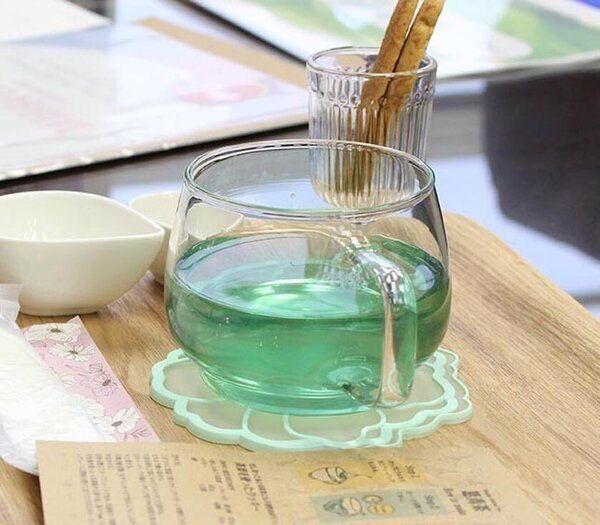 未利用の葛の葉と花で作る色が変化するハーブティー「葛青茶」を3/1に新発売！