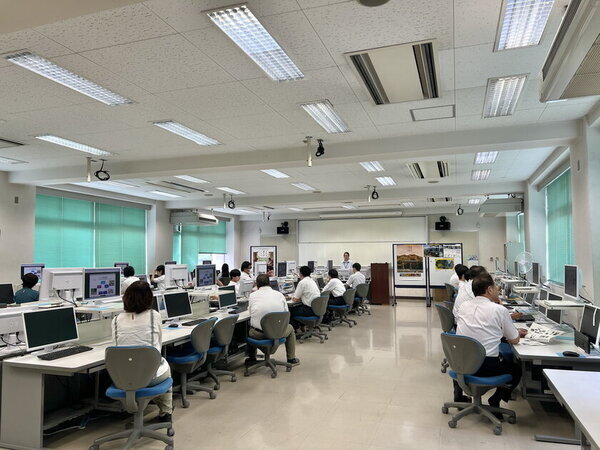 秩父鉄道×皆野高校生徒の卒業記念制作「皆高発→秩鉄行　青春ポスタープロジェクト」完了　3月上旬から電車内や駅に完成ポスター掲示　完成お披露目会を3月5日(水)に開催