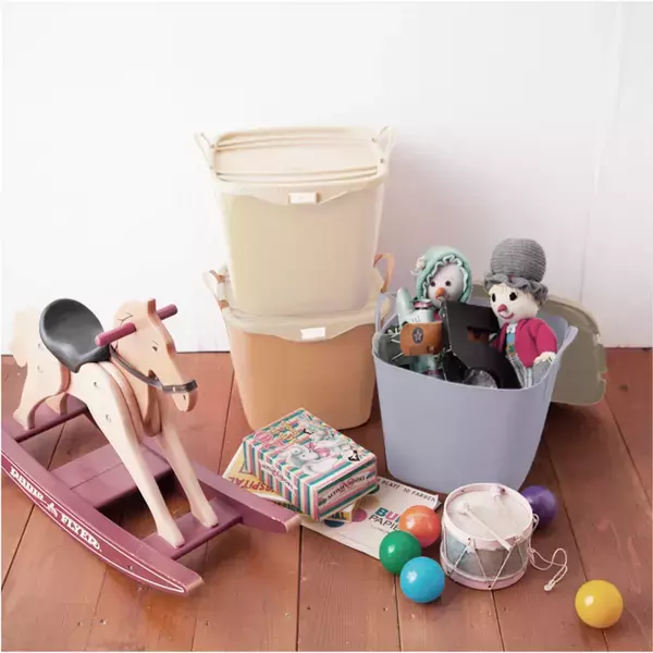 廃棄CD・DVDから新たな価値を創出　スタックストー×ブックオフのコラボレーション企画　CO2削減率82.6％のCDプラ サステナブル収納バケットを一部店舗で販売開始