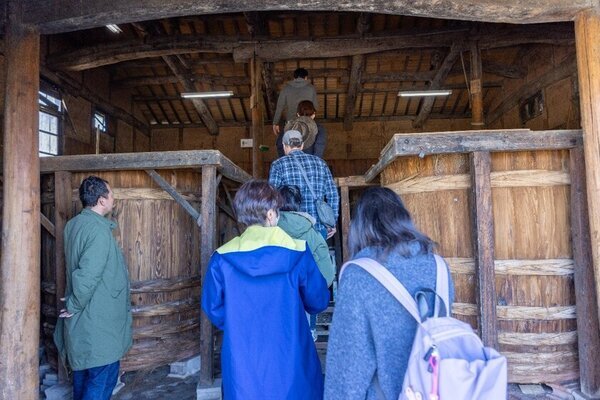 創業128年目の天然木桶醤油蔵が工場見学を開始！福岡県SDGs認定の糸島 北伊醤油で利き醤油体験！