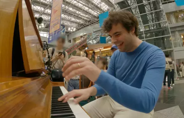 街角ピアノスペシャル出演で話題のピアニスト、マルティン・ガルシア・ガルシア　注目の2025年日本公演決定！