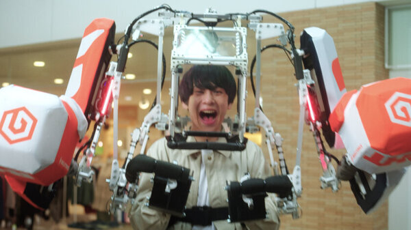 ロボットを装着して対戦する「R-FIGHT」(ロボットファイト)、3月1日・2日に横浜ワールドポーターズで開幕！