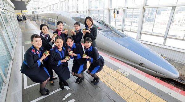 初の3社共同企画！JRグループのアテンダントと新幹線パーサーが発案の新幹線アイス「岡山県産シャインマスカット」が3/15に登場！