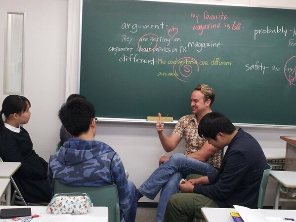 海外留学する中高生と保護者様へ「留学直前準備コース2025年度 募集説明会」を3月9日と20日に、東京・お茶の水で開催！(HPから要事前申込)