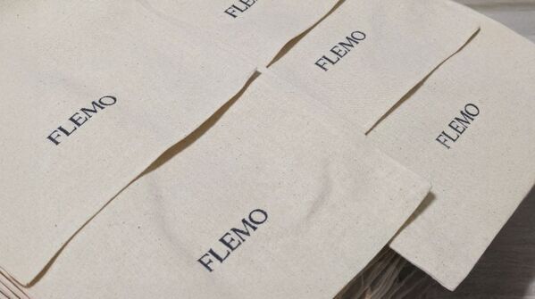 FLEMOから母の日に贈りたいギフトが登場！ミニサイズ「香温浴バスパウダー250g」ギフトセットを新発売