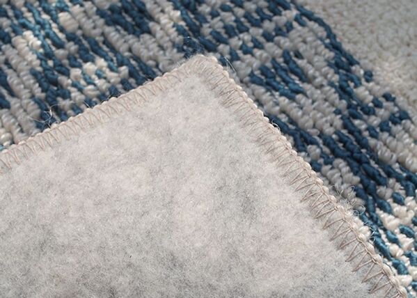 触れるとほんのり“ひんやり”。昨シーズン 完売御礼の北欧柄 冷感ラグ「カプリス」が待望の全サイズ再販売を決定！2025年3月10日(月)より予約販売開始