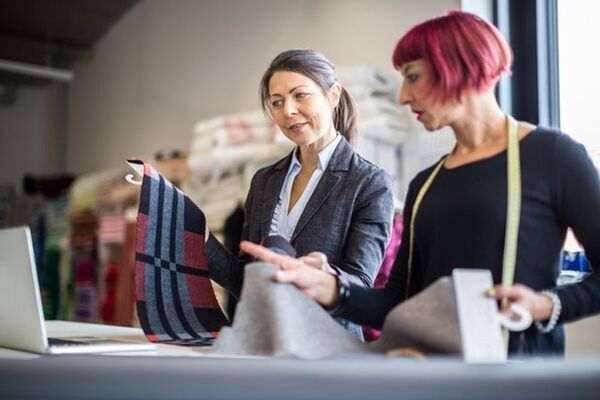 BSI（英国規格協会）、高級ファッションブランドの未来に対する消費者意識と企業の取り組みに関するレポートを発表