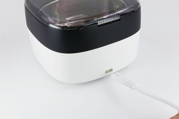 ホビー用超音波洗浄機を使いやすく改良した「ソニックウォッシャーUT+」を3月14日(金)に新発売