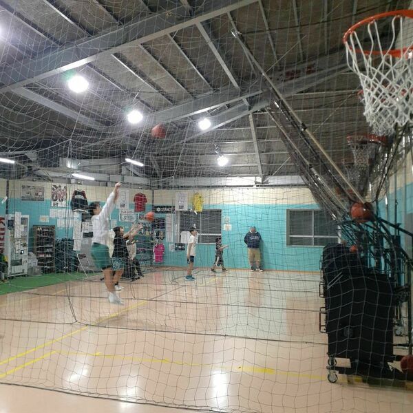 350cmのゴールでシュートタイムを競う大会を3月16日開催！神奈川県のバスケ専門シューティング施設「ShonanSTRING」