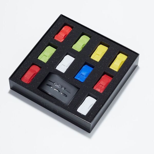 人気のランボルギーニ超精密スーパーカー消しゴム全10車種セット「ランボルギーニ・リミテッドエディション10」を数量限定販売