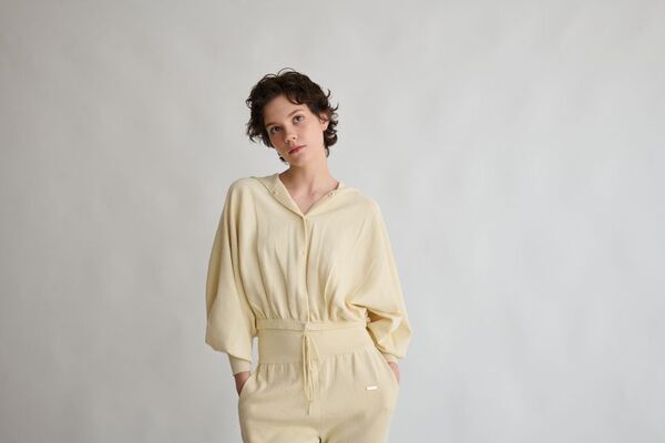 『LOVE GIVES LOVE』×『+FT SUPREME.LA.LA.』夢のコラボが実現　“地球と人に優しい”をテーマにLOVE GIVES LOVE 代表 RIKACOさん監修のコラボ商品が+FT SUPREME.LA.LA.から発売！