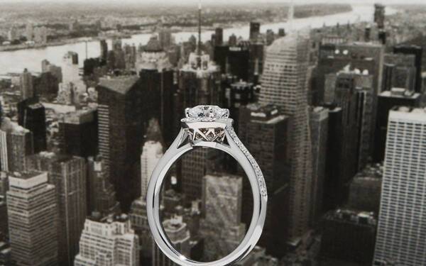 ニューヨークの歴史ある聖パトリック大聖堂の名を冠したリング～3月17日はSt.Patrick’s Day～