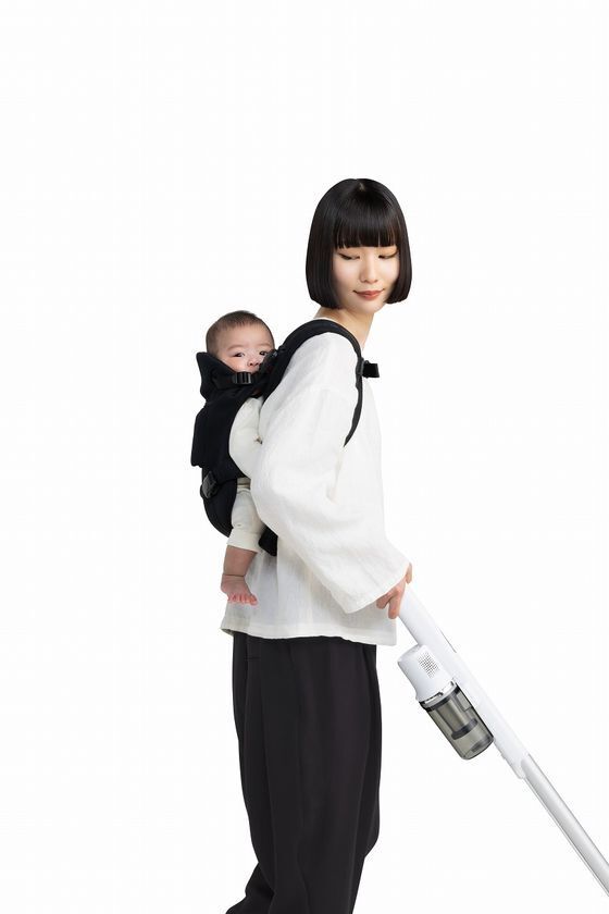 はじめて使うママ・パパでも簡単に装着できる日本製抱っこひも「Pittoresk BABY CARRIER FIRST」　全国のアカチャンホンポで4月25日(金)より販売開始